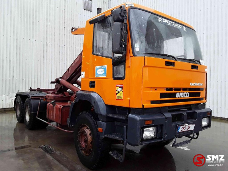 Iveco Trakker 260 E 34 6x4 francais - Kamion za prevoz kontejnera/ Kamion sa promenjivim sandukom: slika 1 Iveco Trakker 260 E 34 6x4 francais - Kamion za prevoz kontejnera/ Kamion sa promenjivim sandukom: slika 1