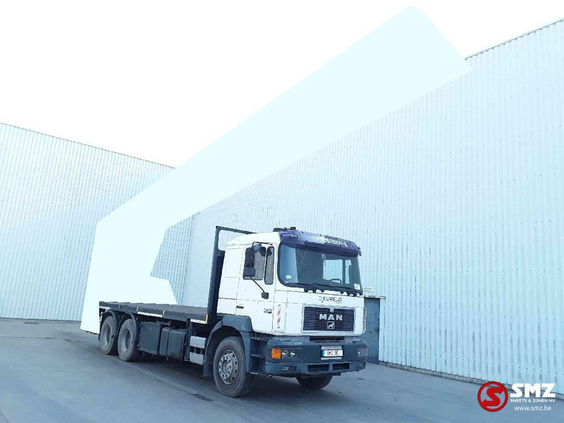 MAN 26.403 26.403 6x4 lames - Kamion sa tovarnim sandukom, Kamion sa dizalicom: slika 1 MAN 26.403 26.403 6x4 lames - Kamion sa tovarnim sandukom, Kamion sa dizalicom: slika 1