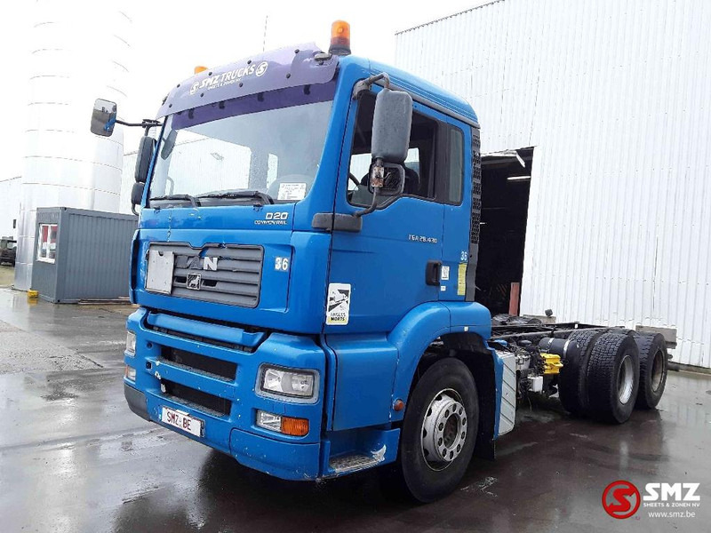 MAN TGA 35.430 manual francais - Kamion sa golom šasijom i zatvorenom kabinom: slika 3 MAN TGA 35.430 manual francais - Kamion sa golom šasijom i zatvorenom kabinom: slika 3