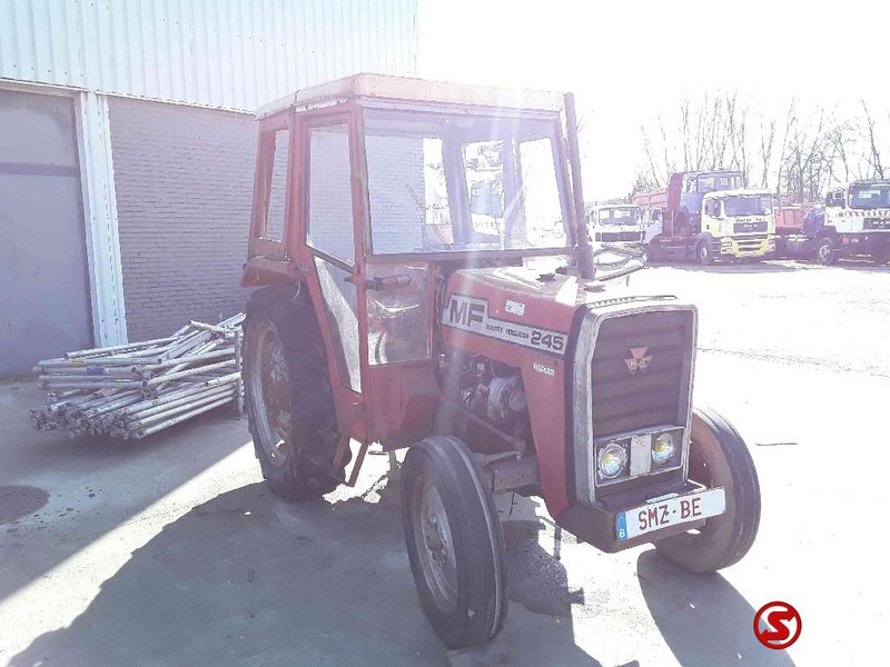 Massey Ferguson Machine - Traktor: slika 1 Massey Ferguson Machine - Traktor: slika 1