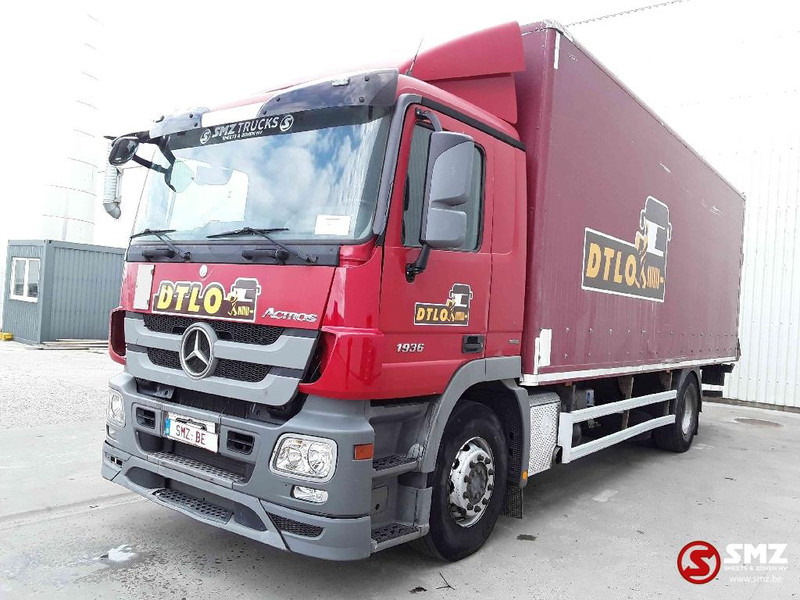 Mercedes-Benz Actros 1836 - Kamion sa zatvorenim sandukom: slika 3 Mercedes-Benz Actros 1836 - Kamion sa zatvorenim sandukom: slika 3