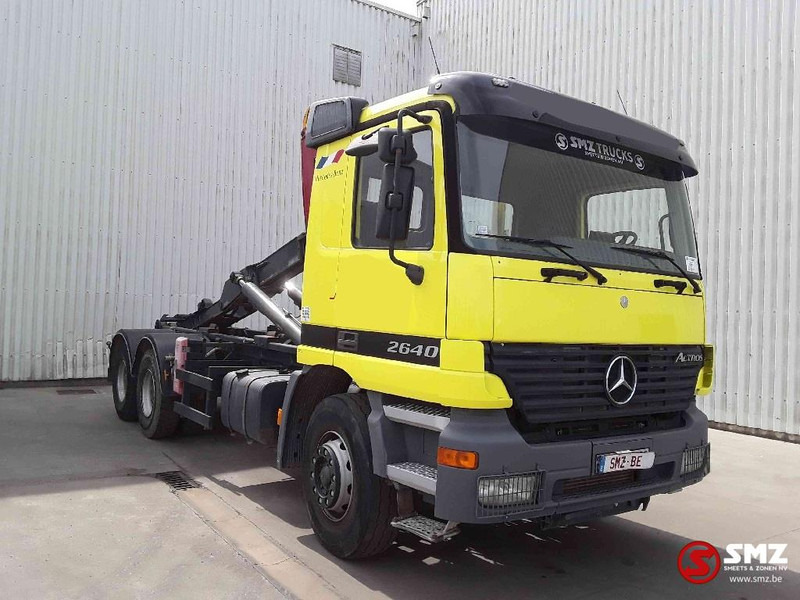 Mercedes-Benz Actros 2640 - Kamion za prevoz kontejnera/ Kamion sa promenjivim sandukom: slika 1 Mercedes-Benz Actros 2640 - Kamion za prevoz kontejnera/ Kamion sa promenjivim sandukom: slika 1
