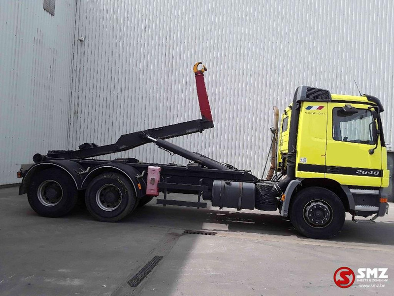 Mercedes-Benz Actros 2640 - Kamion za prevoz kontejnera/ Kamion sa promenjivim sandukom: slika 4 Mercedes-Benz Actros 2640 - Kamion za prevoz kontejnera/ Kamion sa promenjivim sandukom: slika 4