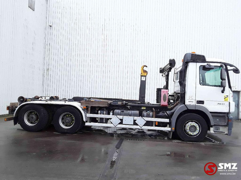 Mercedes-Benz Actros 2641 6x4 - Kamion za prevoz kontejnera/ Kamion sa promenjivim sandukom: slika 4 Mercedes-Benz Actros 2641 6x4 - Kamion za prevoz kontejnera/ Kamion sa promenjivim sandukom: slika 4
