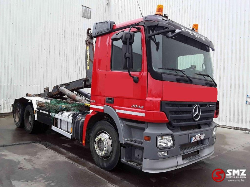 Mercedes-Benz Actros 2644 6x4 lames zps - Kamion za prevoz kontejnera/ Kamion sa promenjivim sandukom: slika 1 Mercedes-Benz Actros 2644 6x4 lames zps - Kamion za prevoz kontejnera/ Kamion sa promenjivim sandukom: slika 1