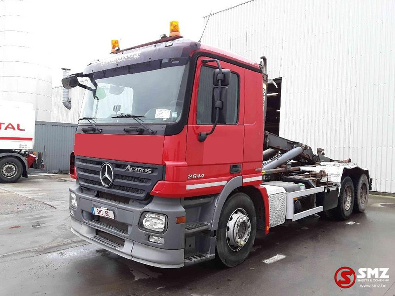 Mercedes-Benz Actros 2644 6x4 lames zps - Kamion za prevoz kontejnera/ Kamion sa promenjivim sandukom: slika 3 Mercedes-Benz Actros 2644 6x4 lames zps - Kamion za prevoz kontejnera/ Kamion sa promenjivim sandukom: slika 3