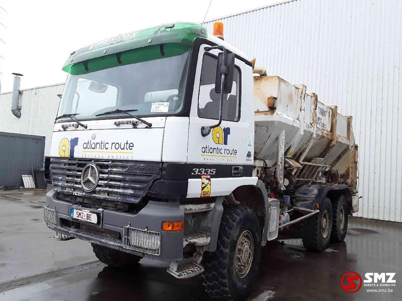 Mercedes-Benz Actros 3335 6x6 88000km manual - Auto pumpa za beton: slika 3 Mercedes-Benz Actros 3335 6x6 88000km manual - Auto pumpa za beton: slika 3