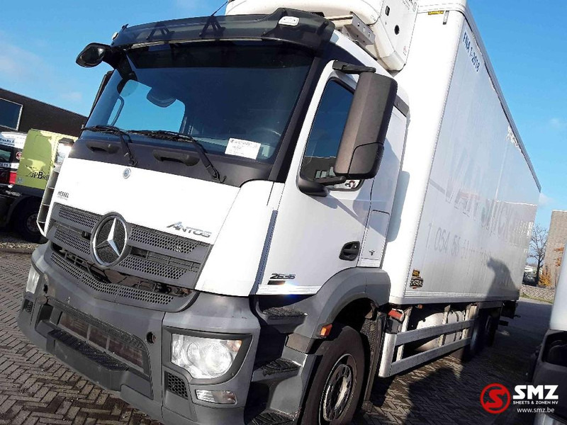 Mercedes-Benz Antos 2636 Thermoking Ts500e 2m70 box - Hladnjača: slika 5 Mercedes-Benz Antos 2636 Thermoking Ts500e 2m70 box - Hladnjača: slika 5