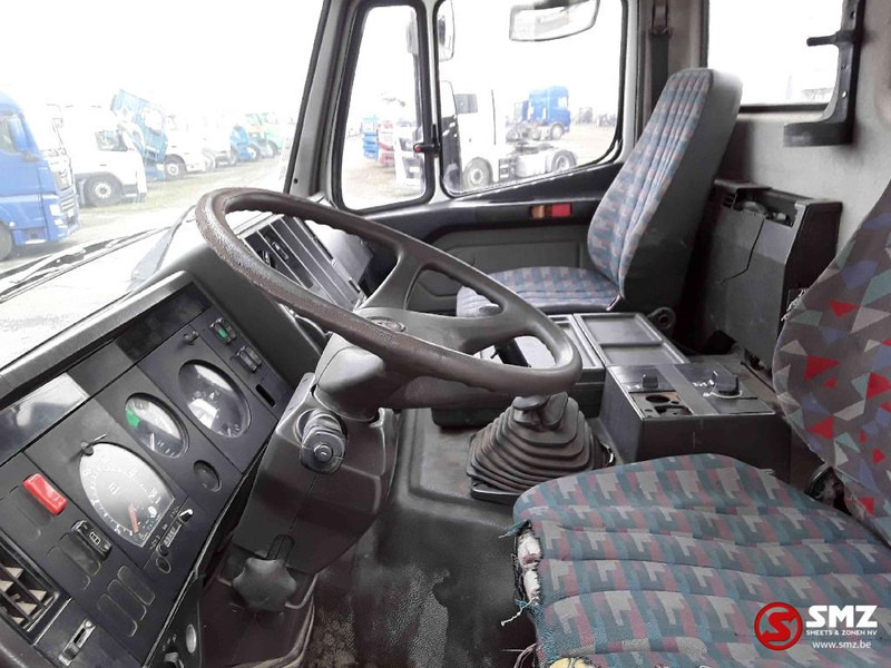 Kamion sa tovarnim sandukom, Kamion sa dizalicom Mercedes-Benz SK 1831 hiab 090 lames: slika 6
