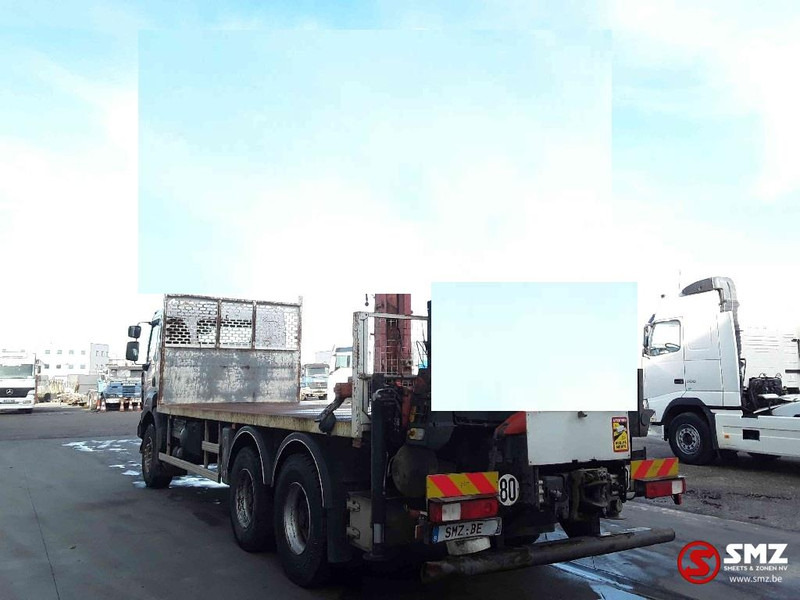 Kamion sa tovarnim sandukom, Kamion sa dizalicom Renault Kerax 380 6x4 chassis: slika 9