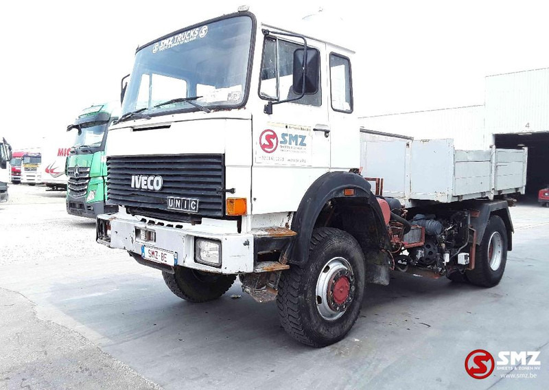 Iveco Magirus 190.32 4x4 tractor- box - Tegljač: slika 3 Iveco Magirus 190.32 4x4 tractor- box - Tegljač: slika 3