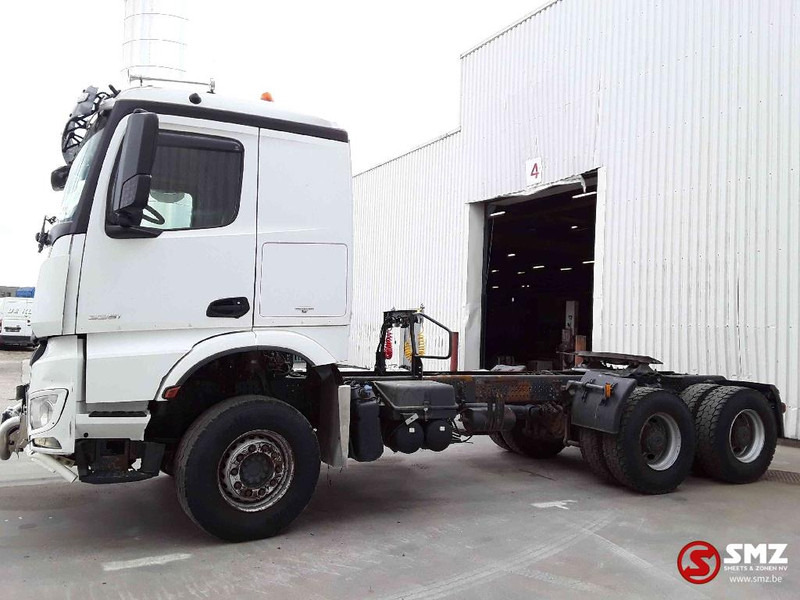 Mercedes-Benz Arocs 3351 lames steel - Tegljač: slika 5 Mercedes-Benz Arocs 3351 lames steel - Tegljač: slika 5