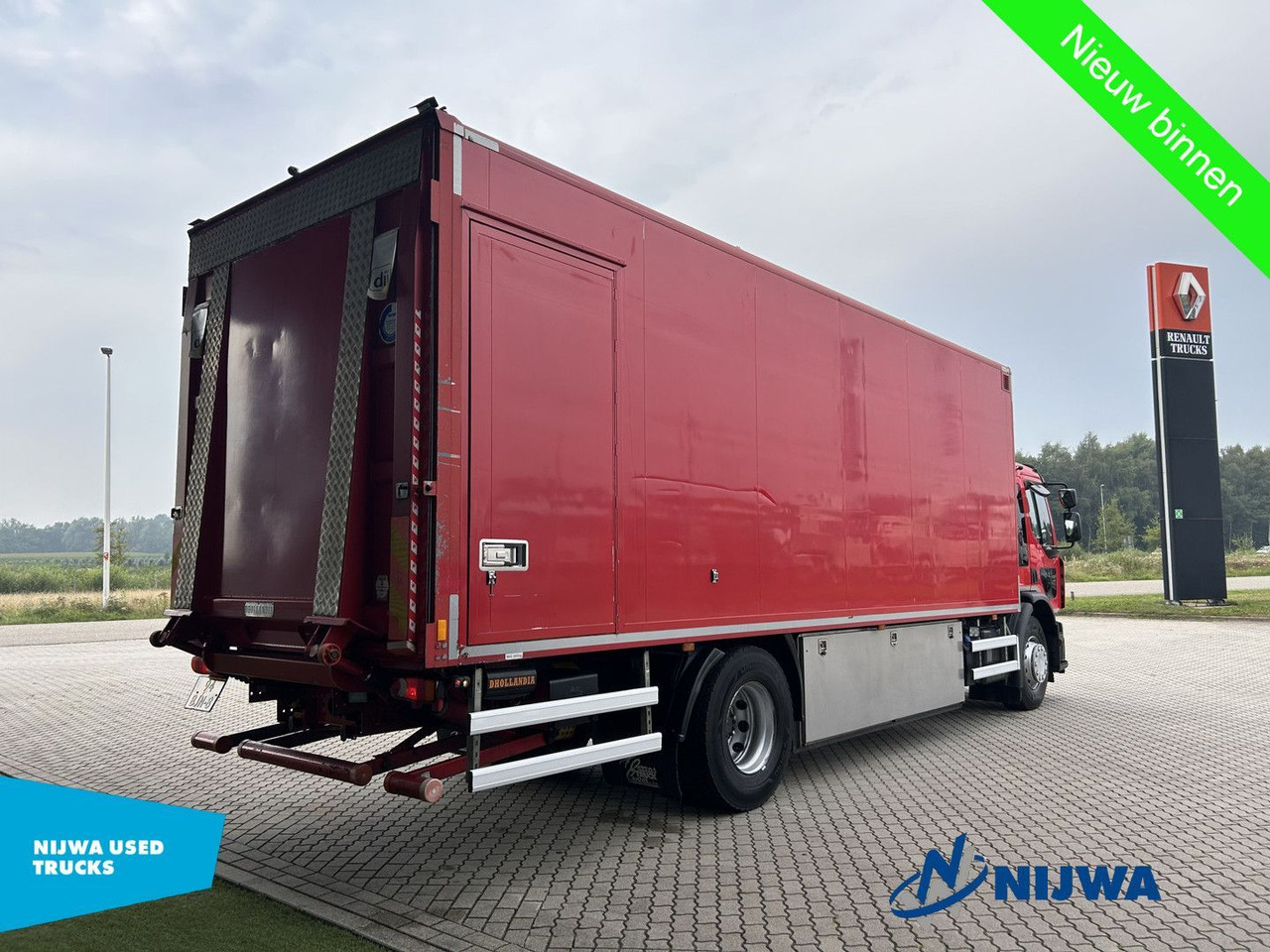Renault D WIDE 280 4x2 Low mileage + Achtersluitklep - Kamion sa zatvorenim sandukom: slika 3 Renault D WIDE 280 4x2 Low mileage + Achtersluitklep - Kamion sa zatvorenim sandukom: slika 3