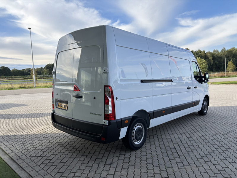 Renault Master 135 L3H2 Parkeersensoren + Cruise control - Mali kombi: slika 3 Renault Master 135 L3H2 Parkeersensoren + Cruise control - Mali kombi: slika 3