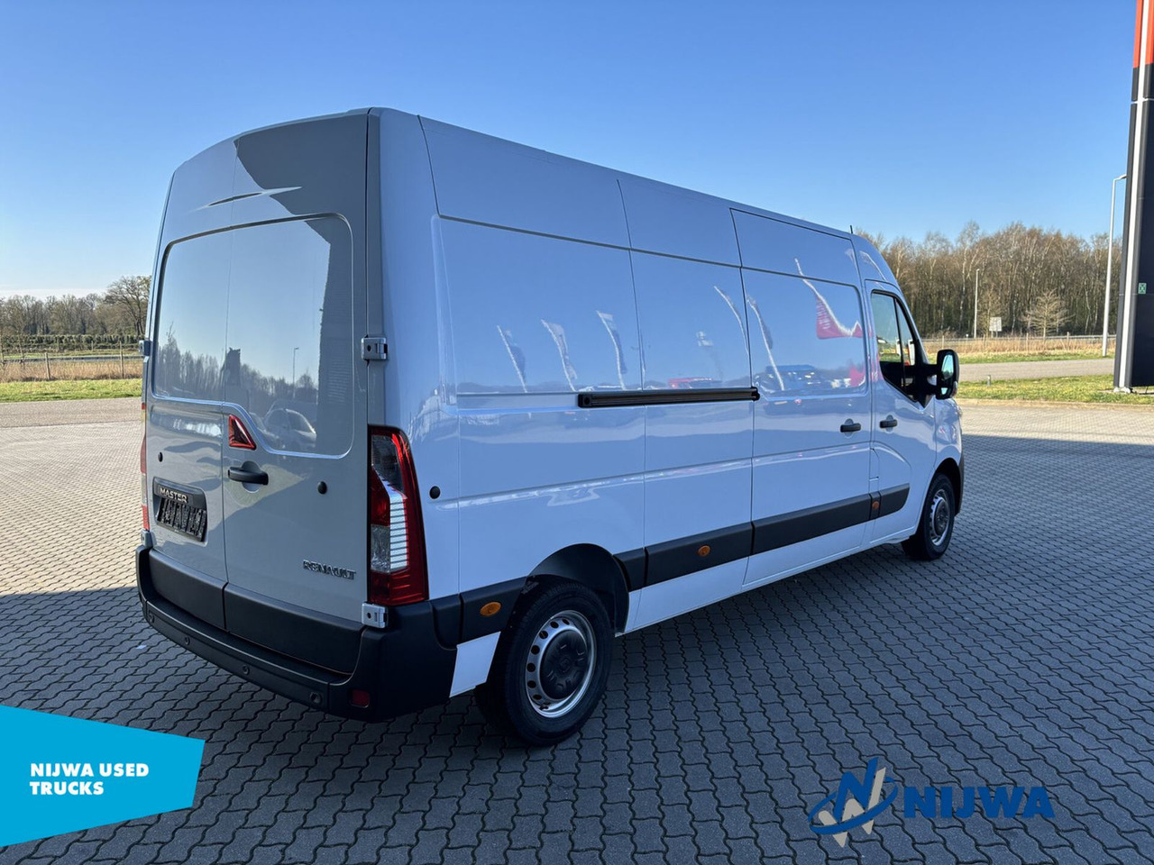 Renault Master 135 L3H2 Parkeersensoren + Cruise control - Mali kombi: slika 3 Renault Master 135 L3H2 Parkeersensoren + Cruise control - Mali kombi: slika 3