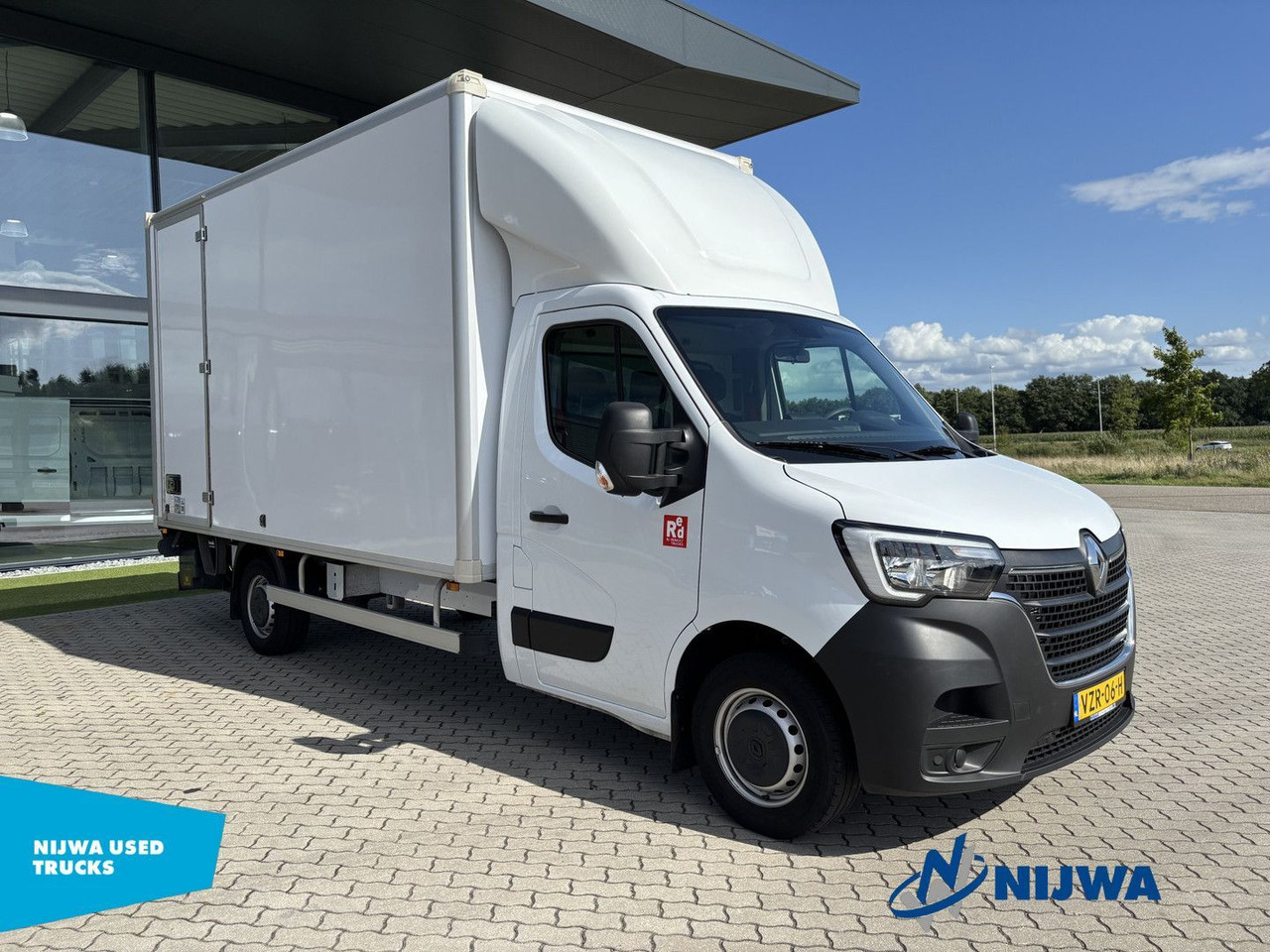 Renault Master T35 145 Laadklep + Zijdeur Kasten - Furgon: slika 2 Renault Master T35 145 Laadklep + Zijdeur Kasten - Furgon: slika 2