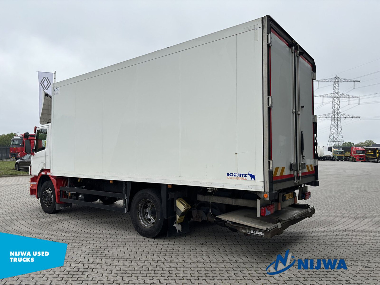 Scania P 230 4X2 Meat Truck + Laadklep - Hladnjača: slika 4 Scania P 230 4X2 Meat Truck + Laadklep - Hladnjača: slika 4