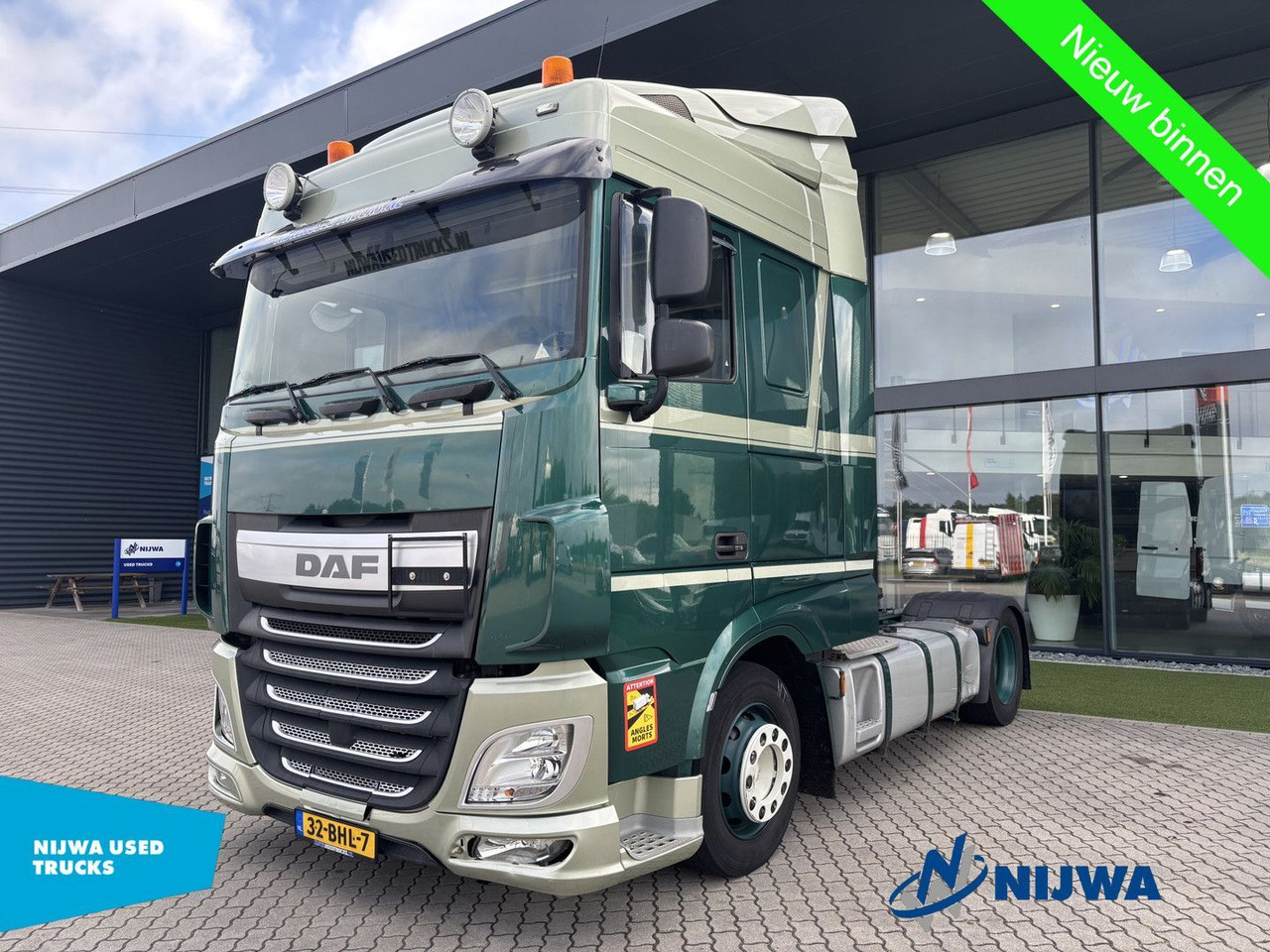 DAF XF 460 4x2 Hefschotel + Retader - Tegljač: slika 1 DAF XF 460 4x2 Hefschotel + Retader - Tegljač: slika 1