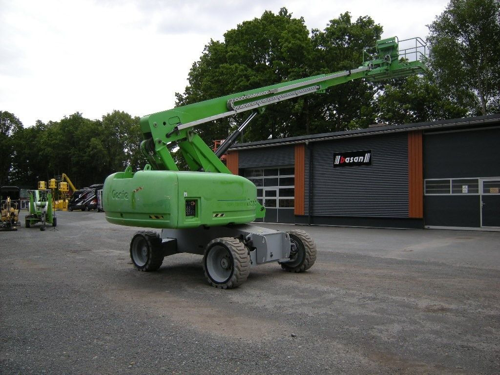 Genie Arbeitsbühne Genie S-65, AH 22 m - Vazdušna platforma montirana na kamion: slika 2 Genie Arbeitsbühne Genie S-65, AH 22 m - Vazdušna platforma montirana na kamion: slika 2