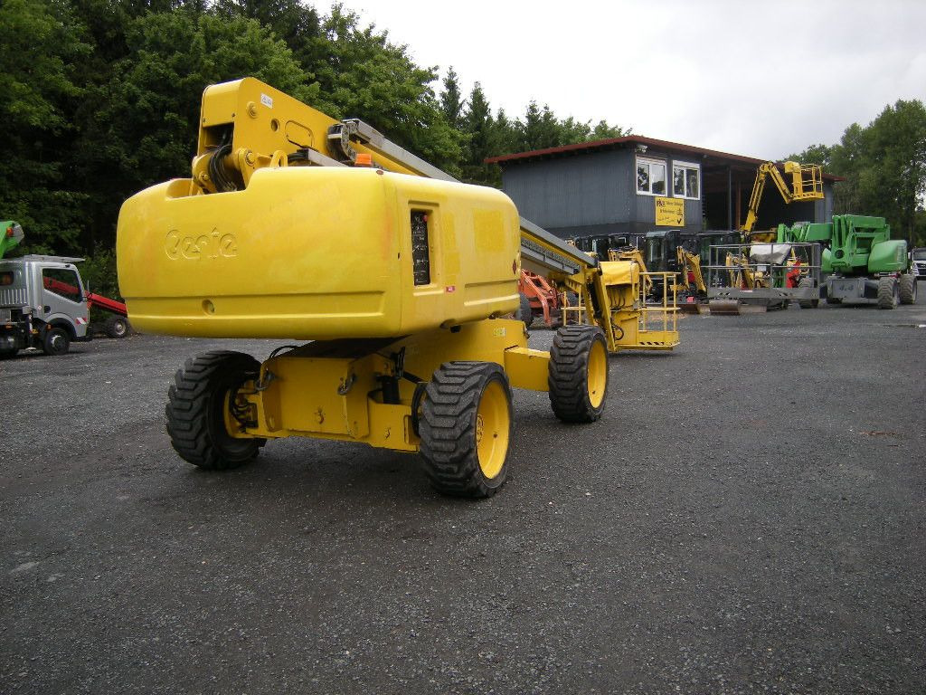 Vazdušna platforma montirana na kamion Genie Arbeitsbühne Genie S65, AH 22m: slika 20 Vazdušna platforma montirana na kamion Genie Arbeitsbühne Genie S65, AH 22m: slika 20