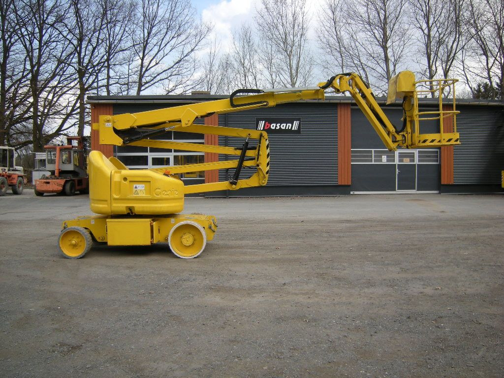 Genie Arbeitsbühne Genie Z 40/23NRJ, 12,5 m - Vazdušna platforma montirana na kamion: slika 1 Genie Arbeitsbühne Genie Z 40/23NRJ, 12,5 m - Vazdušna platforma montirana na kamion: slika 1