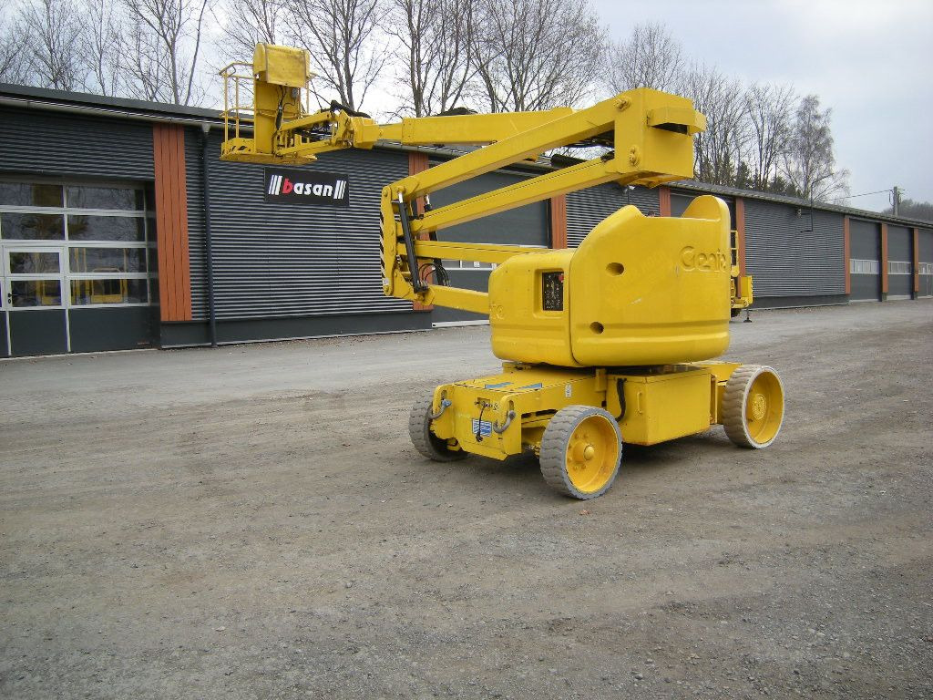 Genie Arbeitsbühne Genie Z 40/23NRJ, 12,5 m - Vazdušna platforma montirana na kamion: slika 3 Genie Arbeitsbühne Genie Z 40/23NRJ, 12,5 m - Vazdušna platforma montirana na kamion: slika 3