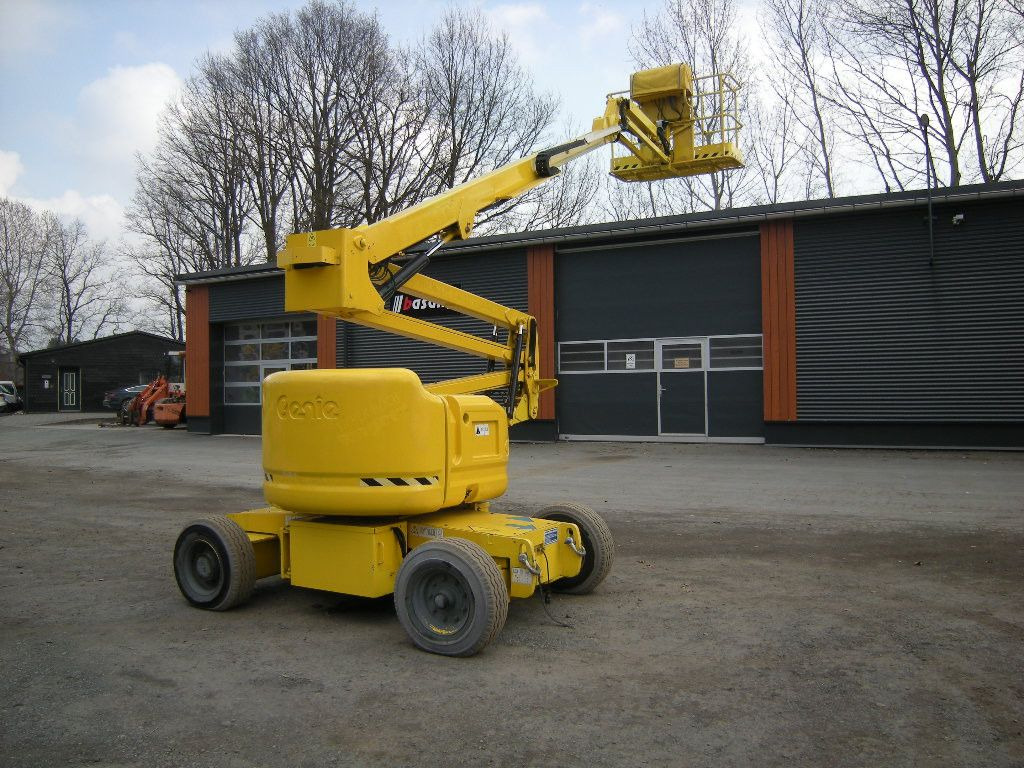 Genie Arbeitsbühne Genie Z 45/25 J, 15,8 m - Vazdušna platforma montirana na kamion: slika 2 Genie Arbeitsbühne Genie Z 45/25 J, 15,8 m - Vazdušna platforma montirana na kamion: slika 2