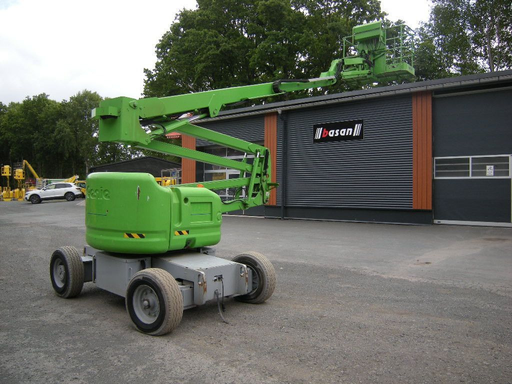 Genie Arbeitsbühne Genie Z 45/25 J, 15,8 m - Vazdušna platforma montirana na kamion: slika 1 Genie Arbeitsbühne Genie Z 45/25 J, 15,8 m - Vazdušna platforma montirana na kamion: slika 1