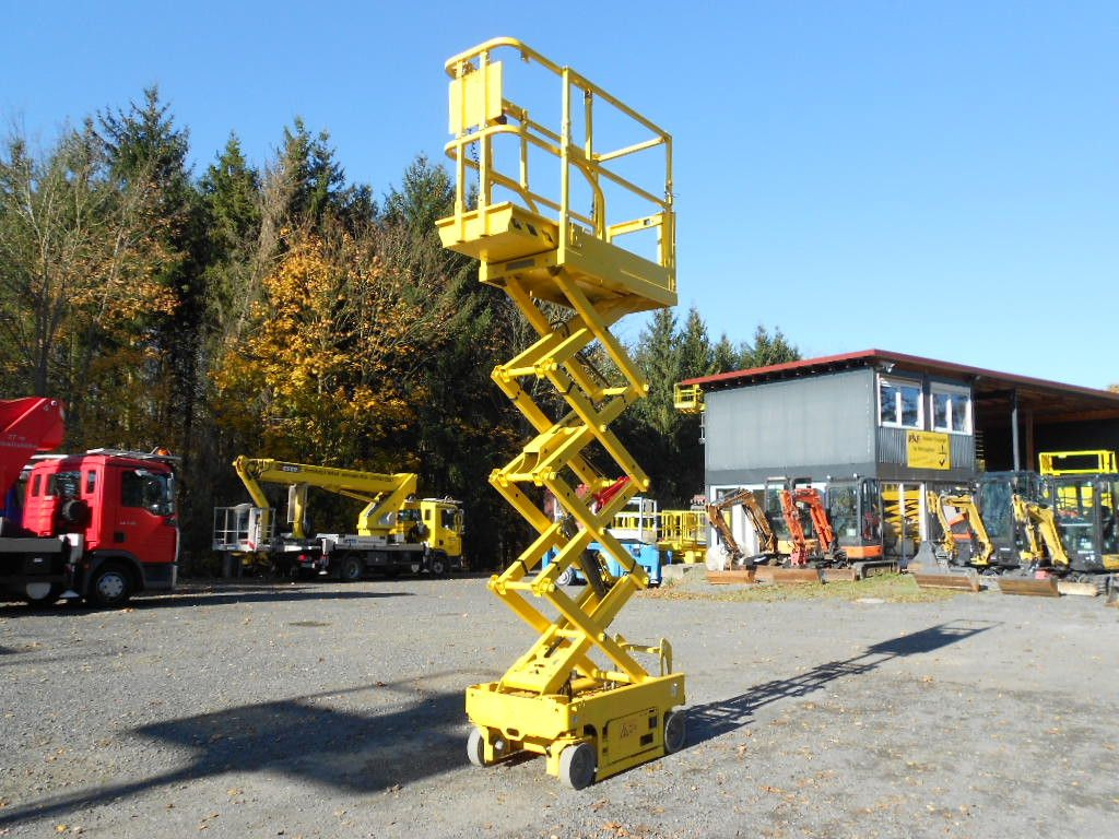 Genie GS 1330, Leichtscherenarbeitsbühne Genie 5,9 m Genie GS 1330, Leichtscherenarbeitsbühne Genie 5,9 m - Lift u obliku makaza: slika 5 Genie GS 1330, Leichtscherenarbeitsbühne Genie 5,9 m Genie GS 1330, Leichtscherenarbeitsbühne Genie 5,9 m - Lift u obliku makaza: slika 5