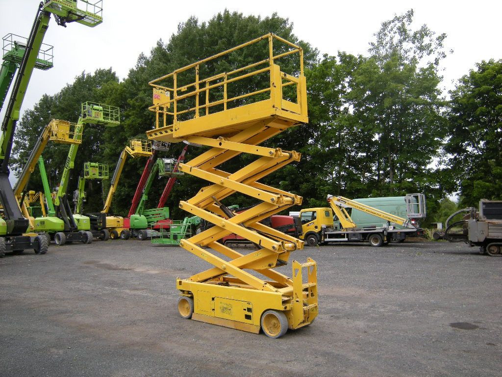 Genie GS-2632, Scherenarbeitsbühne Genie 10 m - Vazdušna platforma montirana na kamion: slika 4 Genie GS-2632, Scherenarbeitsbühne Genie 10 m - Vazdušna platforma montirana na kamion: slika 4