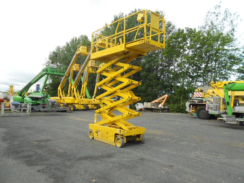Genie GS 3246, Scherenarbeitsbühne Genie 11,9 m - Lift u obliku makaza: slika 4 Genie GS 3246, Scherenarbeitsbühne Genie 11,9 m - Lift u obliku makaza: slika 4