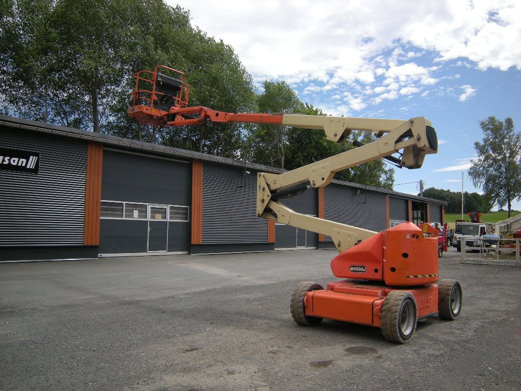 JLG M450 AJ Gelenkteleskoparbeitsbühne 16 m - Vazdušna platforma montirana na kamion: slika 2 JLG M450 AJ Gelenkteleskoparbeitsbühne 16 m - Vazdušna platforma montirana na kamion: slika 2