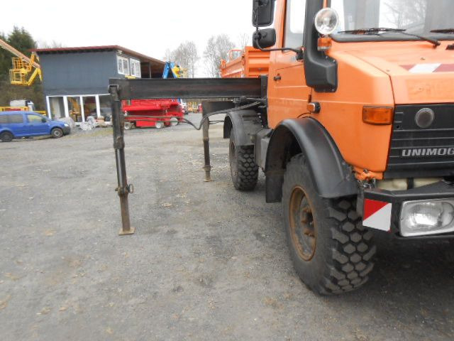 Mercedes-Benz U1450 427/11 mit Kran - Istovarivač, Kamion sa dizalicom: slika 4 Mercedes-Benz U1450 427/11 mit Kran - Istovarivač, Kamion sa dizalicom: slika 4