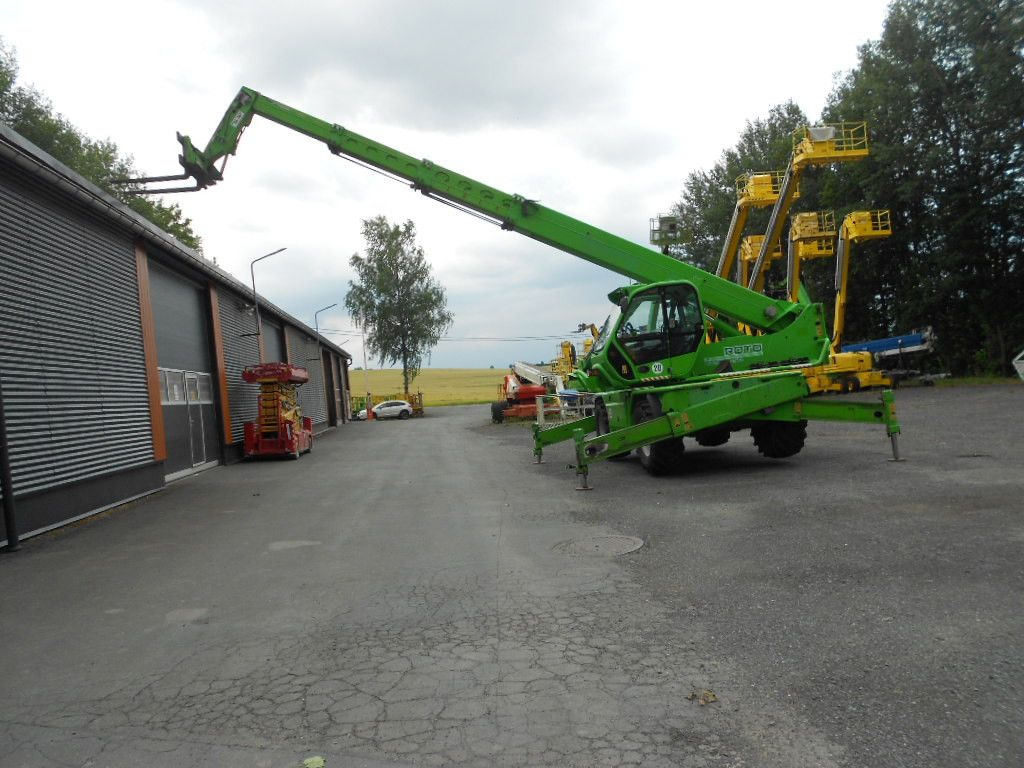 Merlo RT 4025 Roto 45.21 MCSS - Teleskopski upravljač: slika 3 Merlo RT 4025 Roto 45.21 MCSS - Teleskopski upravljač: slika 3