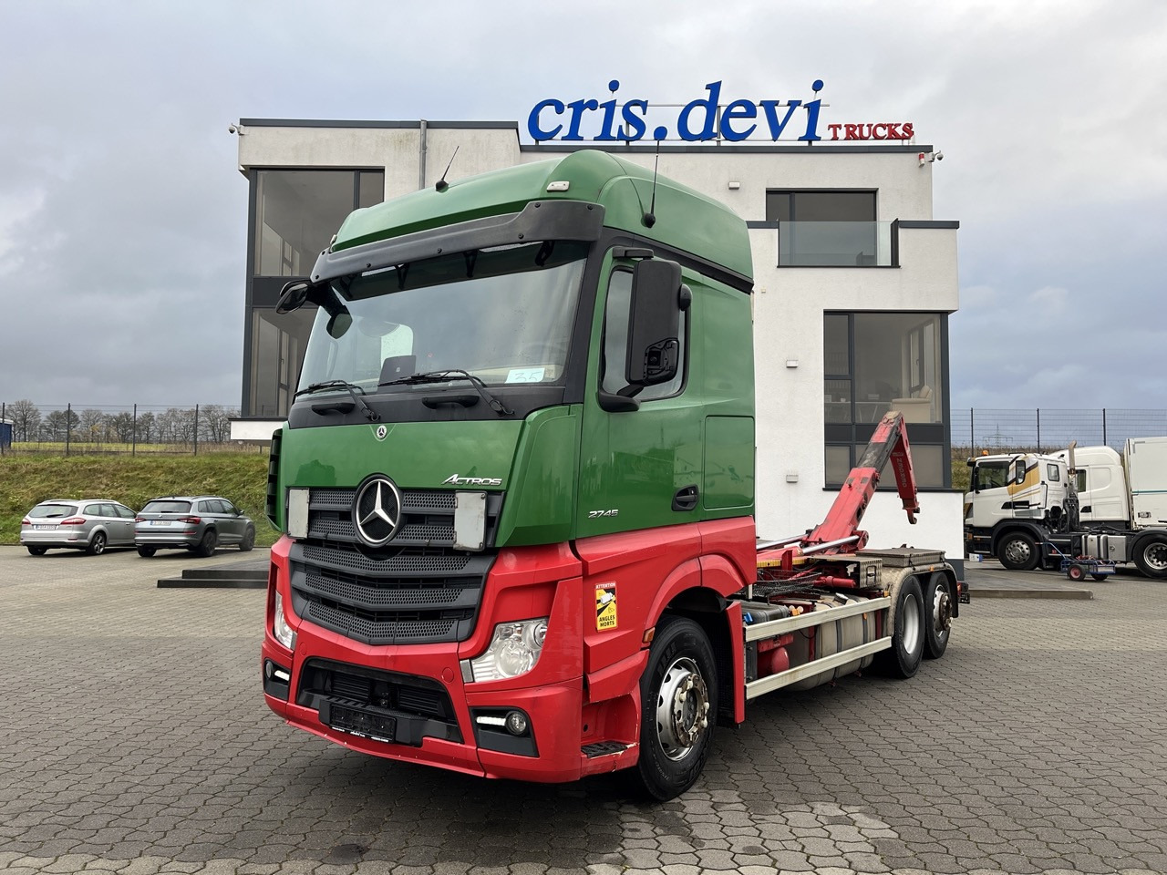 Mercedes-Benz Actros 2745 6x2 Gergen 21 70 Abrollkipper - Kamion sa hidrauličnom kukom: slika 4 Mercedes-Benz Actros 2745 6x2 Gergen 21 70 Abrollkipper - Kamion sa hidrauličnom kukom: slika 4