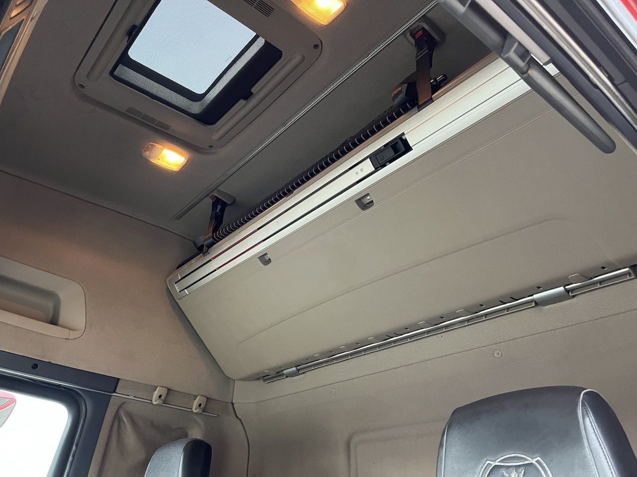 Scania R440 6x2 Hiab 166 E-5 HiDuo | AHK | Lenk-Lift A. - Kamion sa ceradom, Kamion sa dizalicom: slika 4 Scania R440 6x2 Hiab 166 E-5 HiDuo | AHK | Lenk-Lift A. - Kamion sa ceradom, Kamion sa dizalicom: slika 4