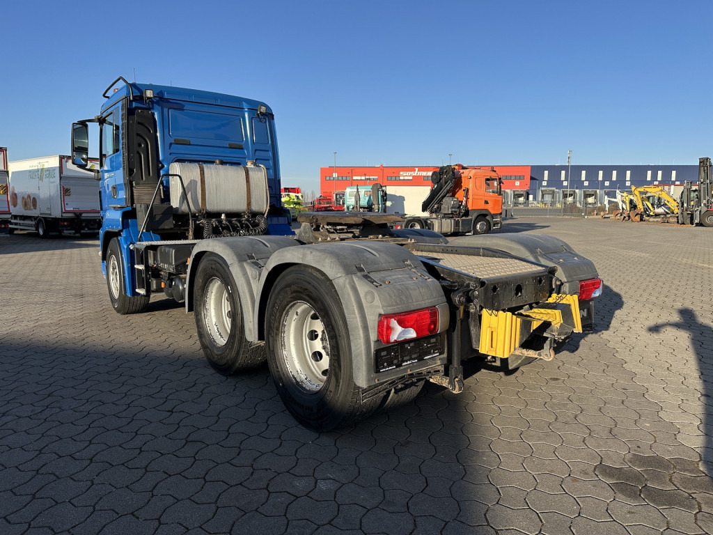 MAN TGS 26.500 6x4 Kipphydraulik Intarder - Tegljač: slika 3 MAN TGS 26.500 6x4 Kipphydraulik Intarder - Tegljač: slika 3