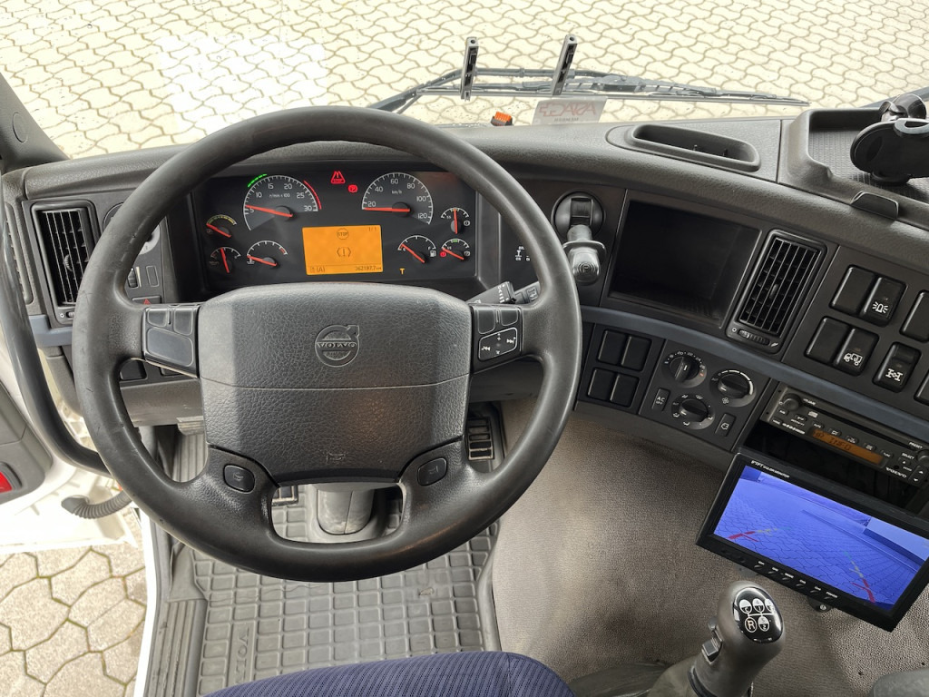 Volvo FM 440 8x4 Palfinger PK 44002 Wechselsystem - Kamion sa dizalicom, Kamion sa tovarnim sandukom: slika 2 Volvo FM 440 8x4 Palfinger PK 44002 Wechselsystem - Kamion sa dizalicom, Kamion sa tovarnim sandukom: slika 2