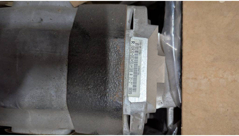Komatsu HD405-7 - HYDRAULIC PUMP - 705-95-07081 - Kiper sa krutom šasijom/ Kiper za kamen: slika 2 Komatsu HD405-7 - HYDRAULIC PUMP - 705-95-07081 - Kiper sa krutom šasijom/ Kiper za kamen: slika 2
