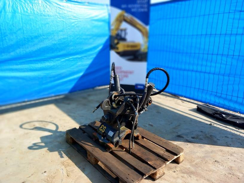 Komatsu PC88MR-8 Tilt - Tiltrotator: slika 1 Komatsu PC88MR-8 Tilt - Tiltrotator: slika 1