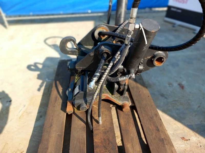 Komatsu PC88MR-8 Tilt Eurosteel - Tiltrotator: slika 2 Komatsu PC88MR-8 Tilt Eurosteel - Tiltrotator: slika 2