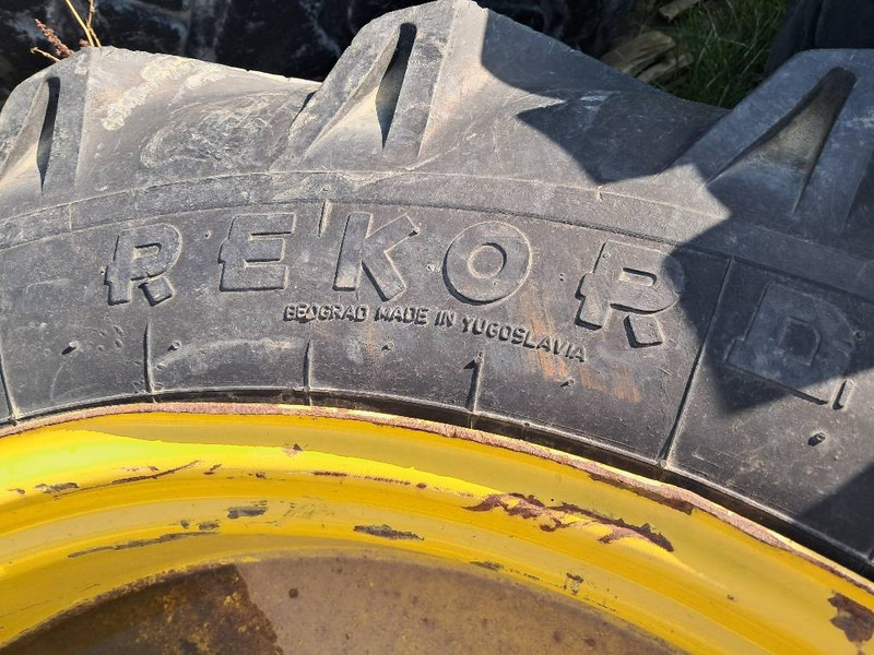 Record 12.4-36 - Шины и диски za Građevinska mašina: slika 3 Record 12.4-36 - Шины и диски za Građevinska mašina: slika 3