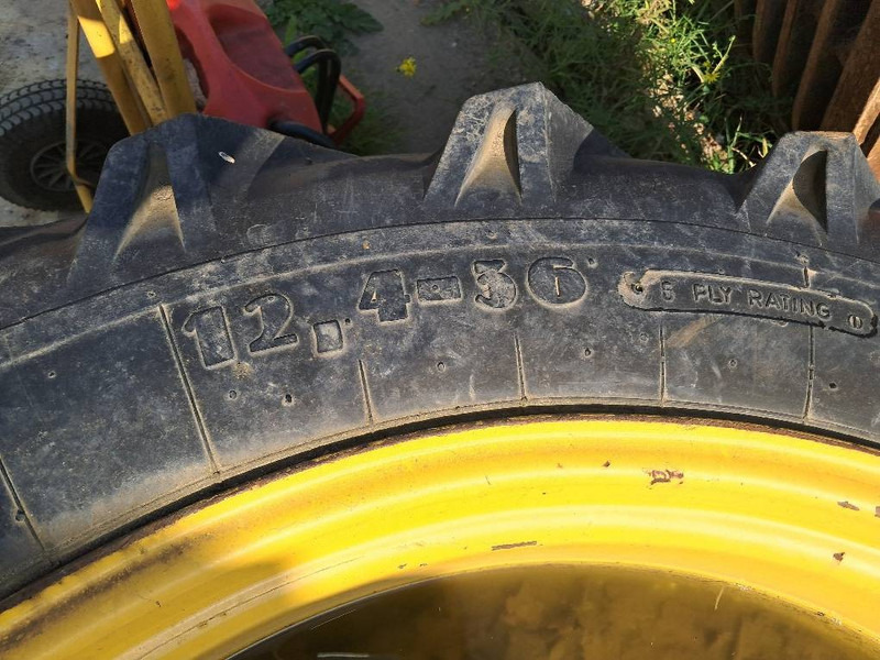 Record 12.4-36 - Шины и диски za Građevinska mašina: slika 4 Record 12.4-36 - Шины и диски za Građevinska mašina: slika 4