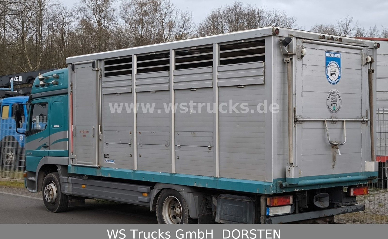 Mercedes-Benz Atego 1223 1 Stock Hohe Gitter Viehtransporter - Kamioni za prevoz konja: slika 3 Mercedes-Benz Atego 1223 1 Stock Hohe Gitter Viehtransporter - Kamioni za prevoz konja: slika 3