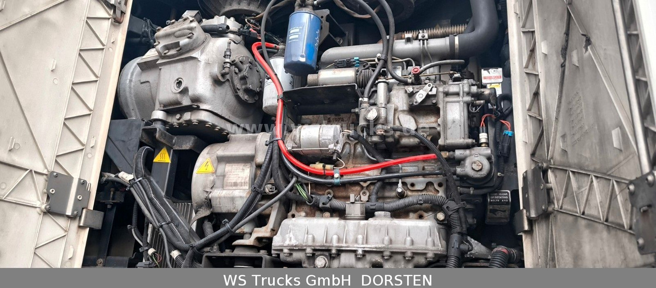 Schmitz Cargobull Kühlauflieger Rohrbahn Hooks | Vector 1850 MT - Poluprikolica sa zatvorenim sandukom: slika 4 Schmitz Cargobull Kühlauflieger Rohrbahn Hooks | Vector 1850 MT - Poluprikolica sa zatvorenim sandukom: slika 4