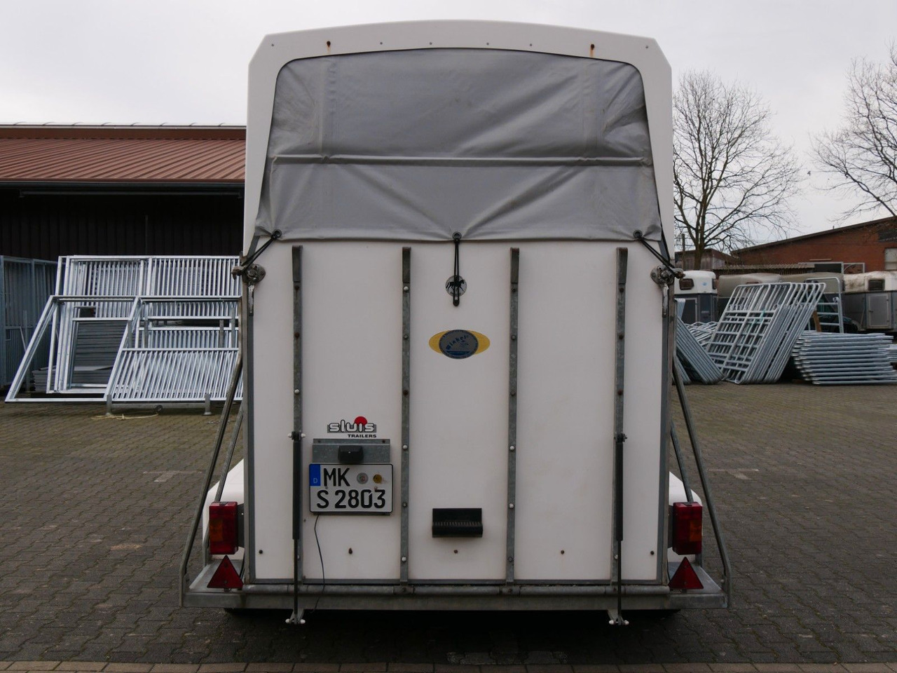 Sluis Vollpoly 2 Pferde mit Sattelkammer - Prikolica za prevoz stoke: slika 4 Sluis Vollpoly 2 Pferde mit Sattelkammer - Prikolica za prevoz stoke: slika 4