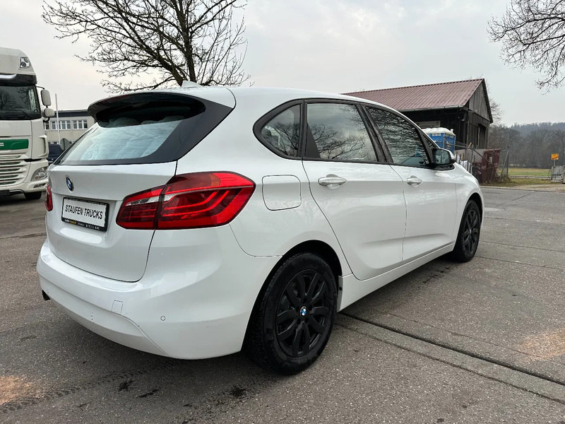 BMW 2 Serie 216i Active Tourer*1.Hd.*unfallfrei*NAVI*Klima*Schalter - Limuzina: slika 5 BMW 2 Serie 216i Active Tourer*1.Hd.*unfallfrei*NAVI*Klima*Schalter - Limuzina: slika 5