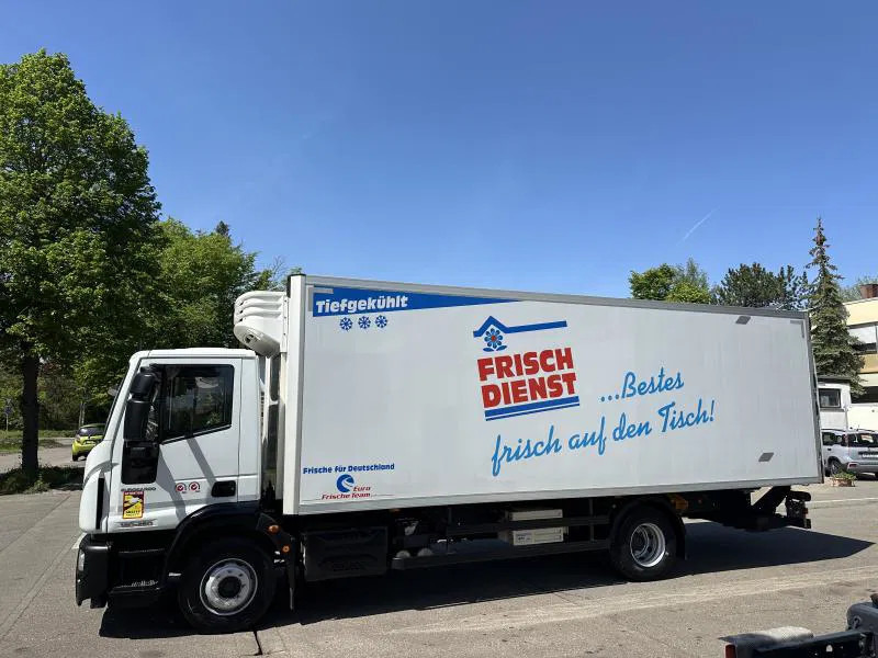 Iveco Tiefkühl Mitsubishi TDJ 300 Klima Tiefkühl Mitsubishi TDJ 300 Klima - Hladnjača: slika 2 Iveco Tiefkühl Mitsubishi TDJ 300 Klima Tiefkühl Mitsubishi TDJ 300 Klima - Hladnjača: slika 2