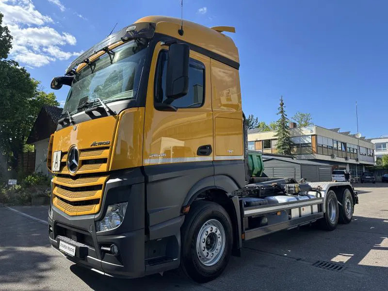 Mercedes-Benz Actros 2645 6x2 ABROLLER Lenk/Lift MEILLER 2170 Intarder - Kamion sa hidrauličnom kukom: slika 2 Mercedes-Benz Actros 2645 6x2 ABROLLER Lenk/Lift MEILLER 2170 Intarder - Kamion sa hidrauličnom kukom: slika 2