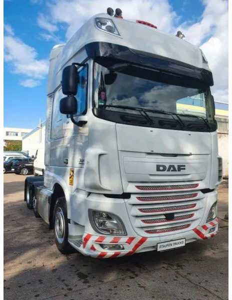 DAF XF 106.510 FT 6x2/4 SSC 3-Achser MEGA E6 - Tegljač: slika 3 DAF XF 106.510 FT 6x2/4 SSC 3-Achser MEGA E6 - Tegljač: slika 3